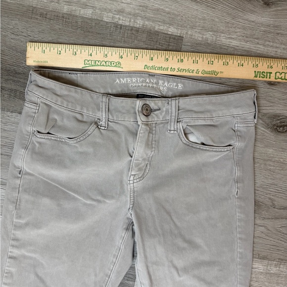 American Eagle Jegging 360° Super Stretch Raw Hem Jeans Size 8 Long - Picture 7 of 9